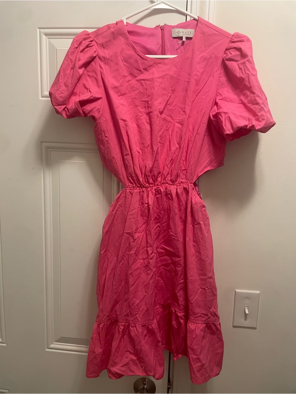 NWOT - Wayf - Womens Hot Pink Puff-Sleeve Ruffle Dress Size Medium